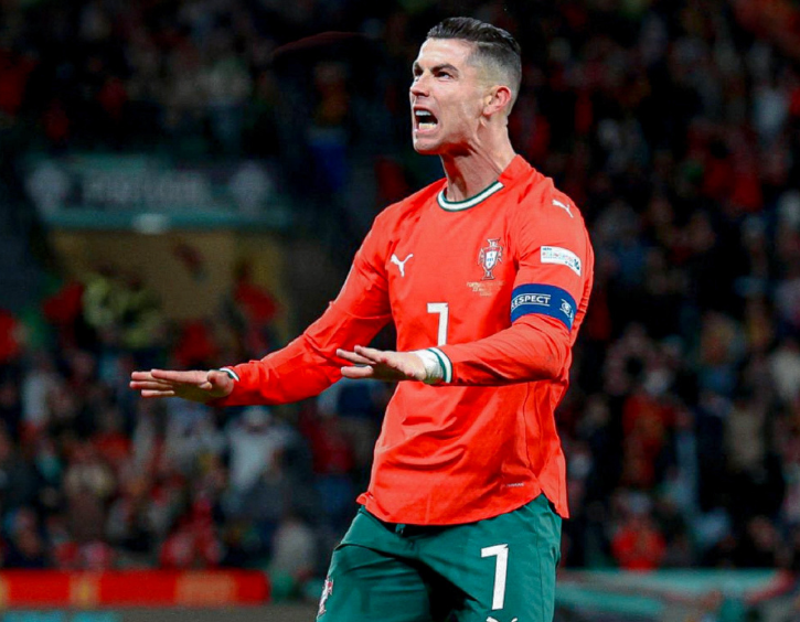 世界杯最佳射手-2025全球运动员收入榜单揭晓：C罗再登顶，梅西稳居前三